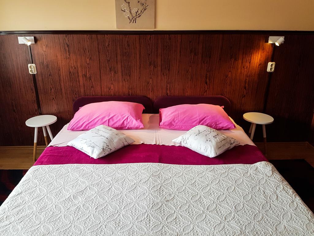 Smjestaj Natalija Hotel Osijek Eksteriør billede